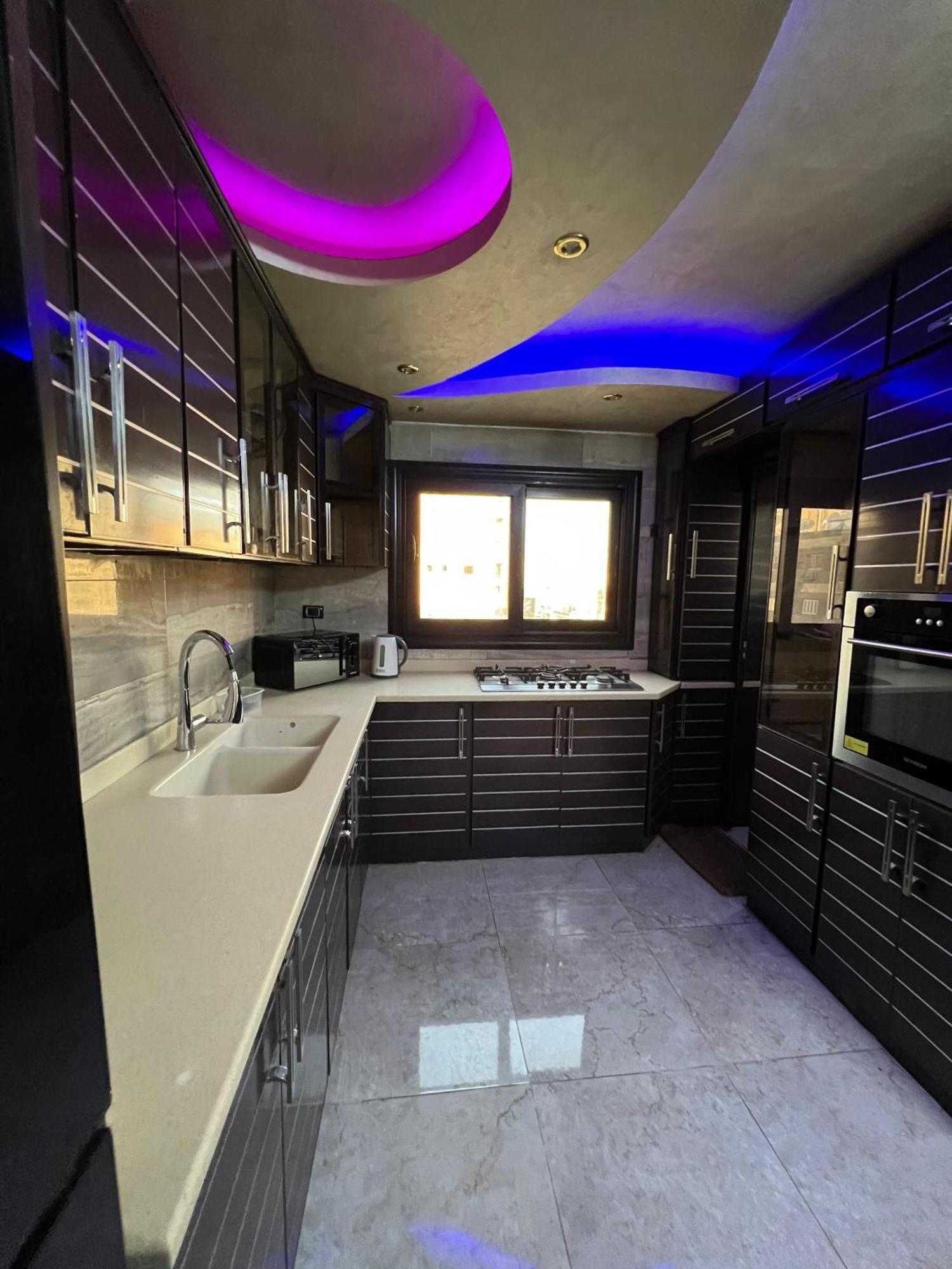 For Daily Rent *