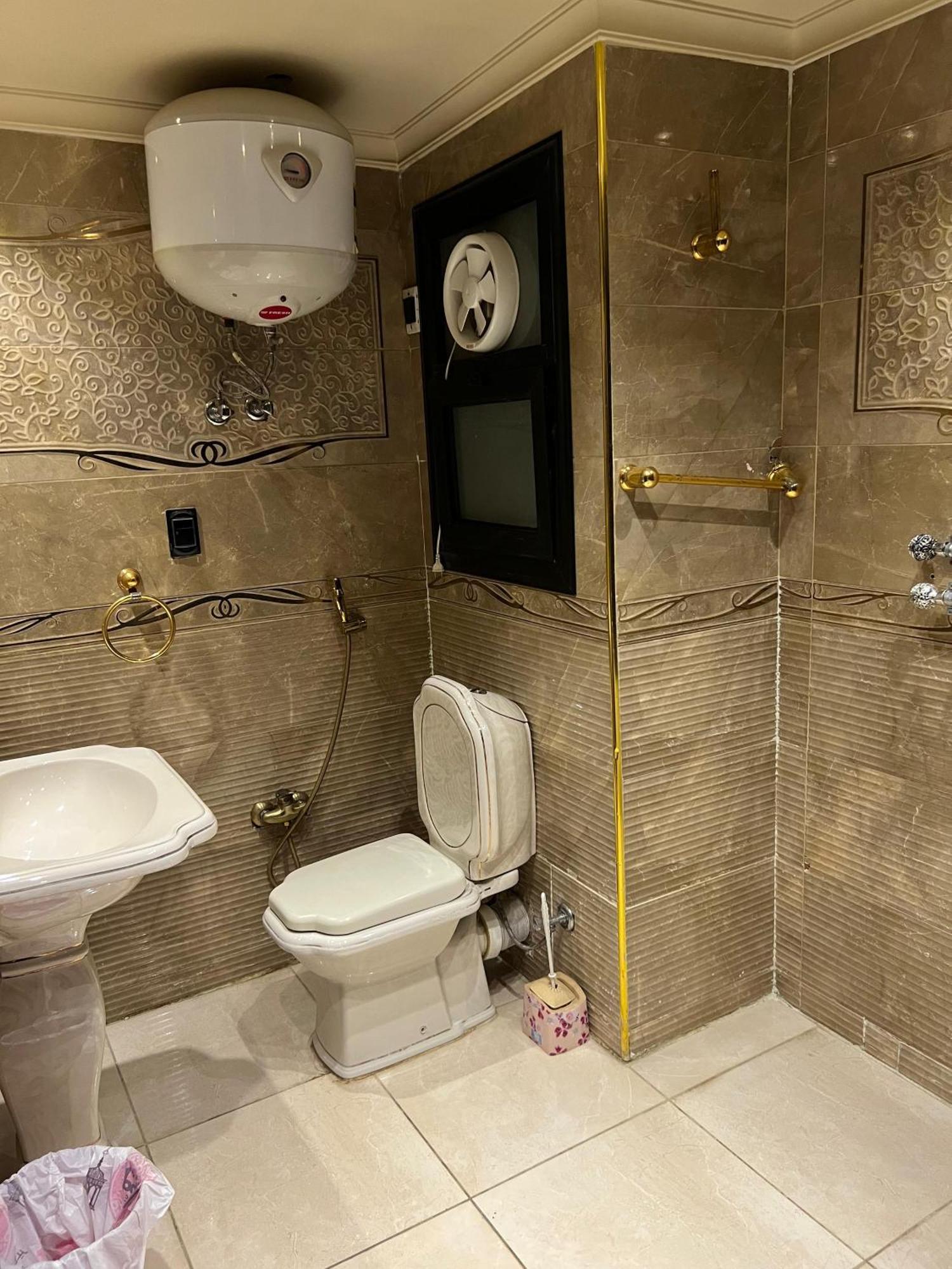 For Daily Rent *